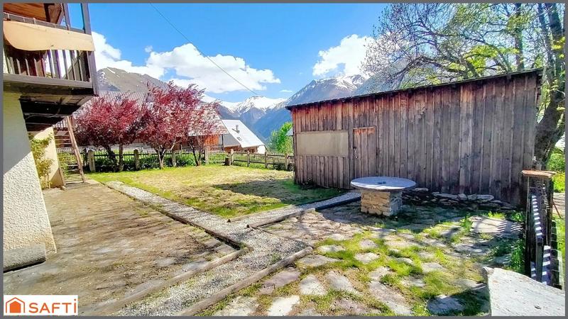 Maison - 184 m² - 9 pièces