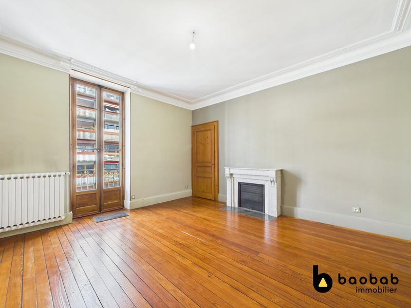 Appartement - 147 m² - 5 pièces