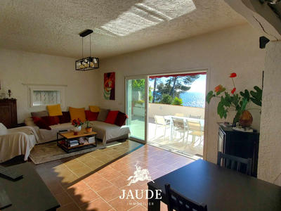 Maison - 270 m² - 10 pièces