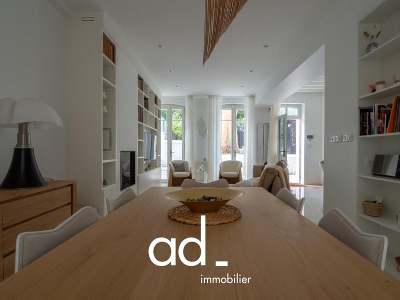 Maison - 170 m² - 6 pièces