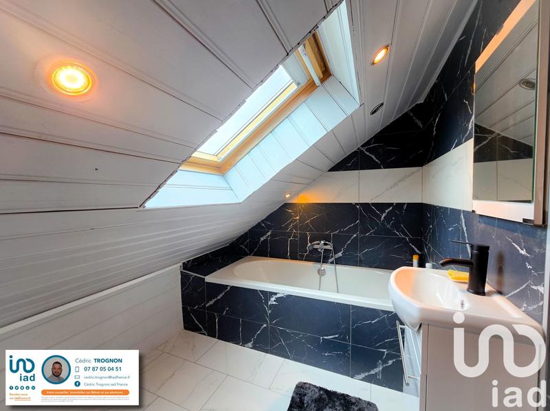 Maison - 116 m² - 9 pièces