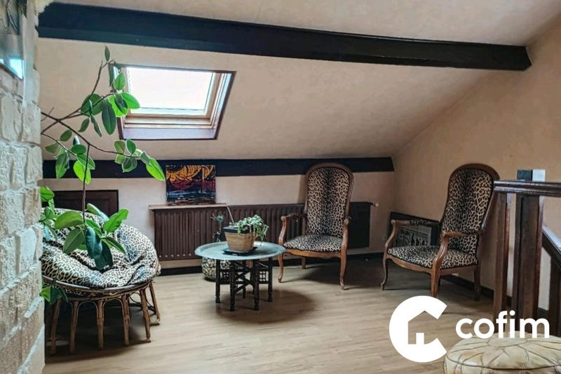 Maison traditionnelle - 170 m² - 6 pièces