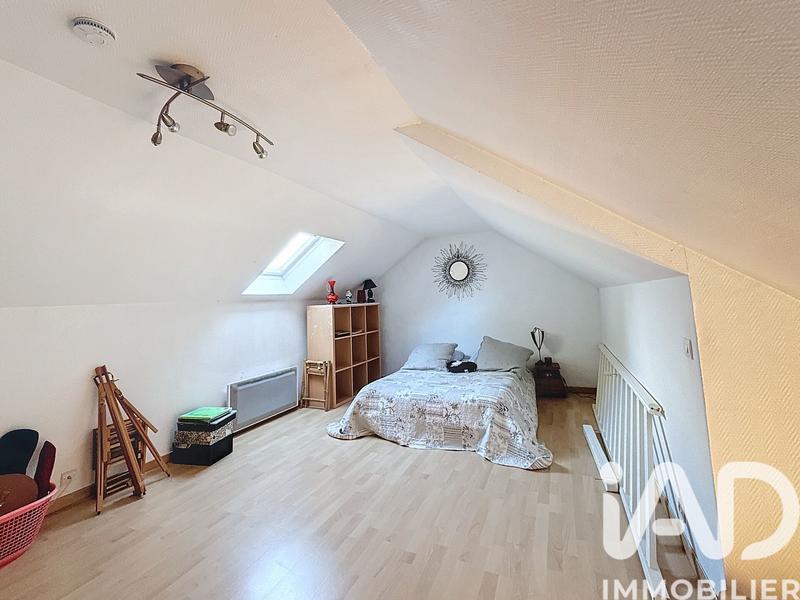 Maison - 248 m² - 8 pièces