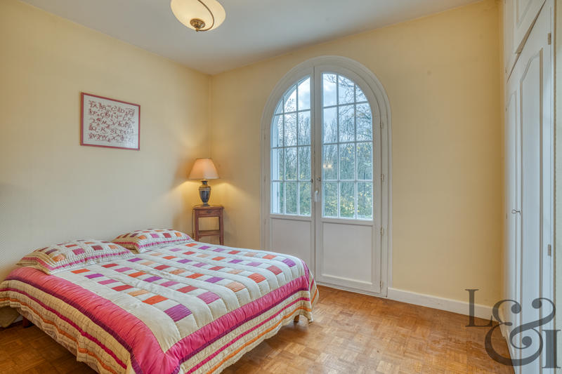 Maison - 143 m² - 7 pièces