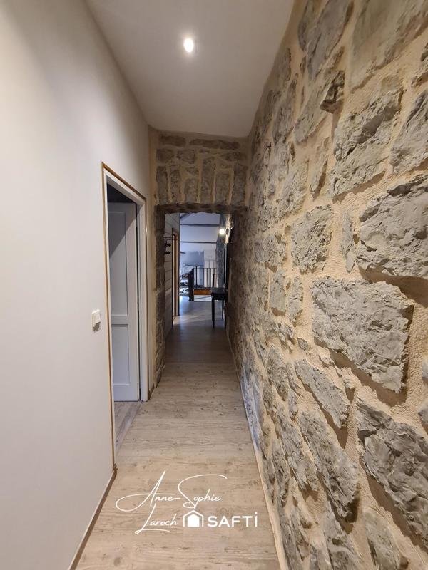 Maison - 160 m² - 5 pièces