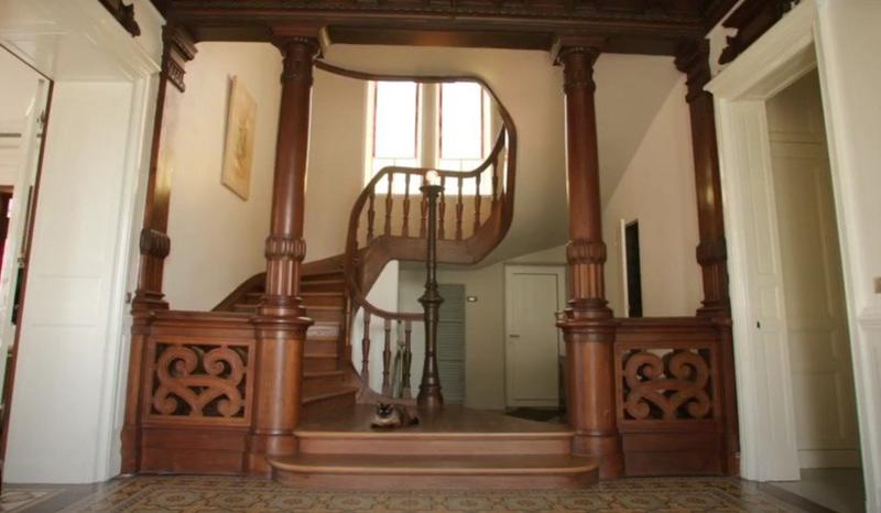 Château - 630 m² - 12 pièces