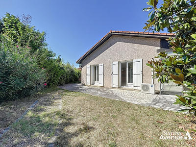 Maison - 100 m² - 6 pièces