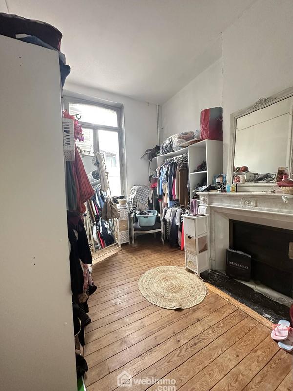 Maison - 214 m² - 9 pièces