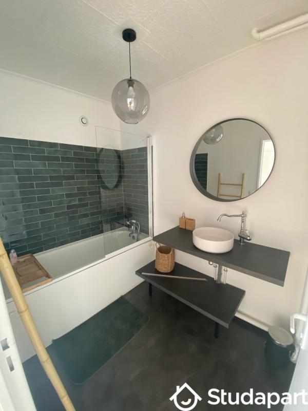 Chambre - 13 m² - 1 pièce