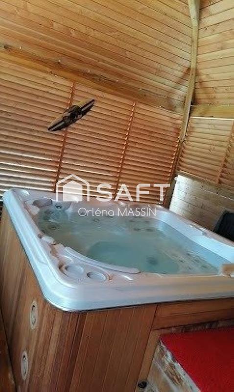 Maison - 420 m² - 10 pièces