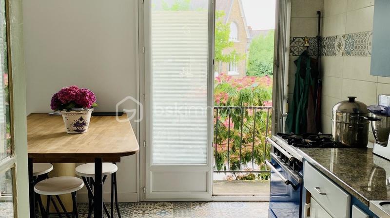 Maison en pierre - 241 m² - 10 pièces