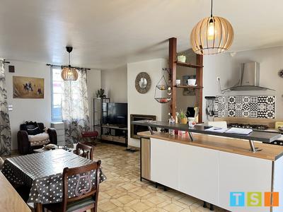 Maison de ville - 140 m² - 5 pièces