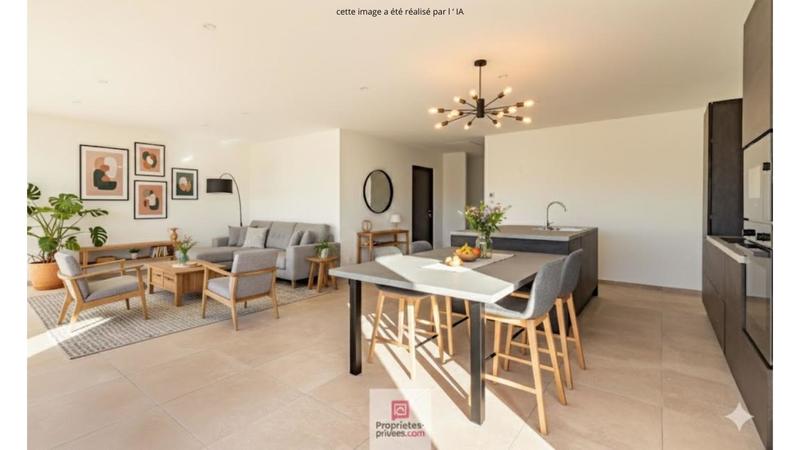 Maison - 102 m² - 4 pièces