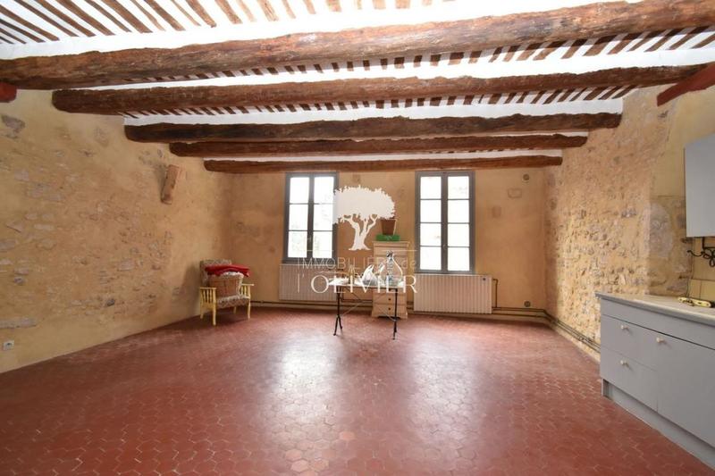 Maison - 445 m² - 10 pièces