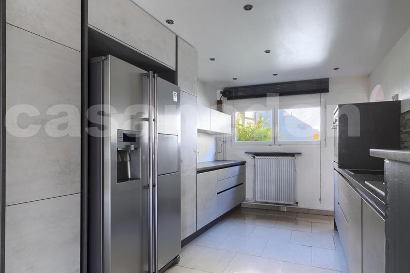 Maison - 121 m² - 5 pièces