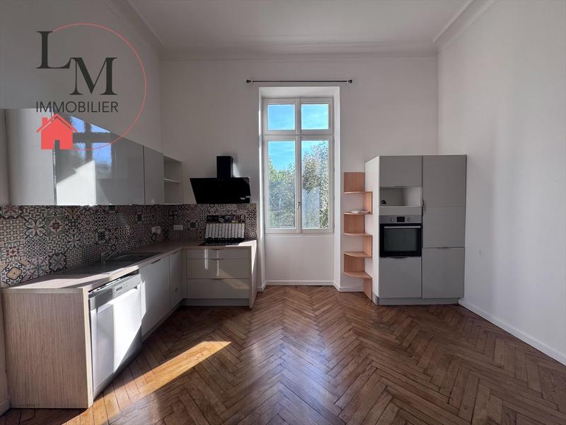 Appartement - 85 m² - 4 pièces