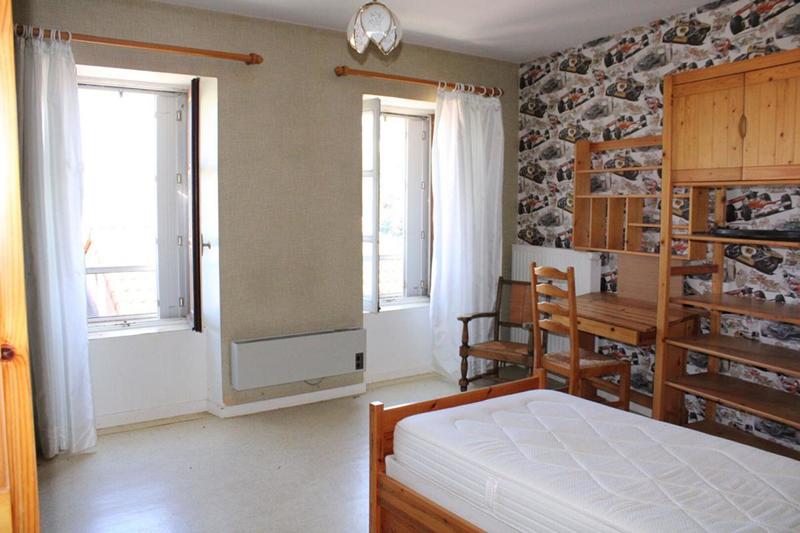 Maison - 279 m² - 5 pièces