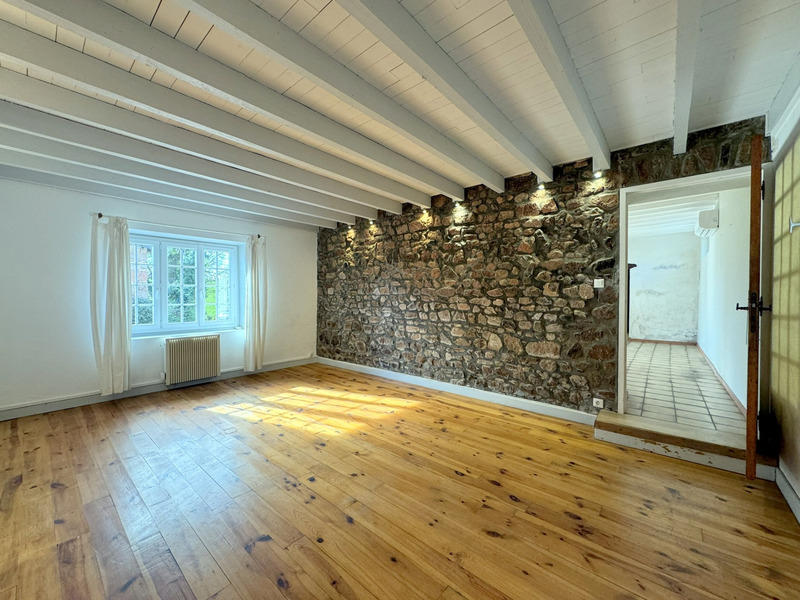 Maison - 152 m² - 6 pièces