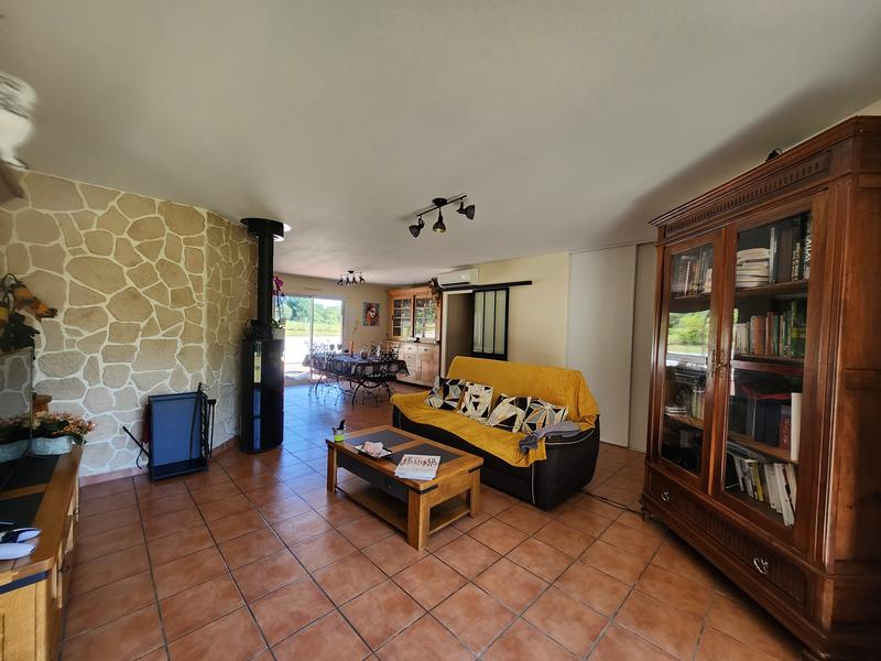 Maison - 102 m² - 5 pièces