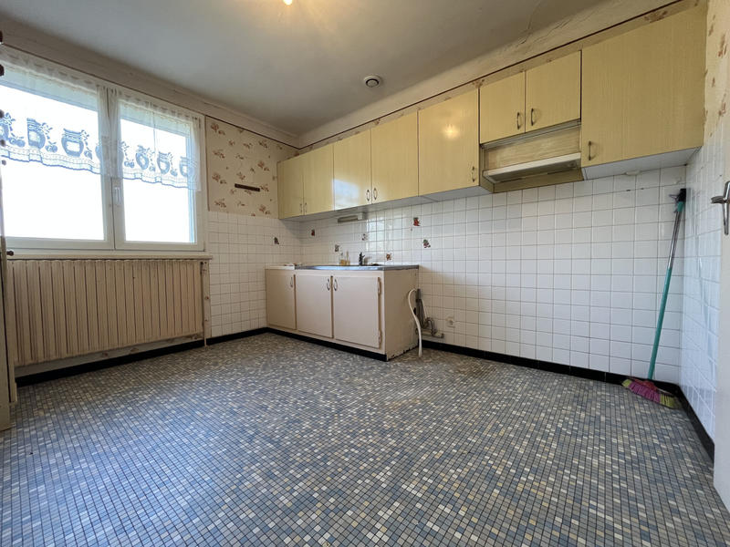 Maison - 92 m² - 5 pièces