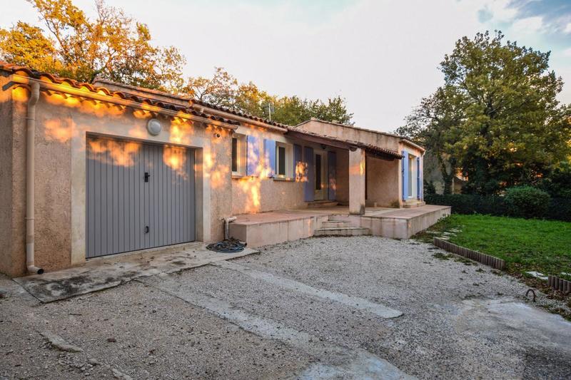 Maison - 98 m² - 5 pièces