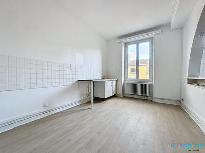Appartement - 142 m² - 4 pièces