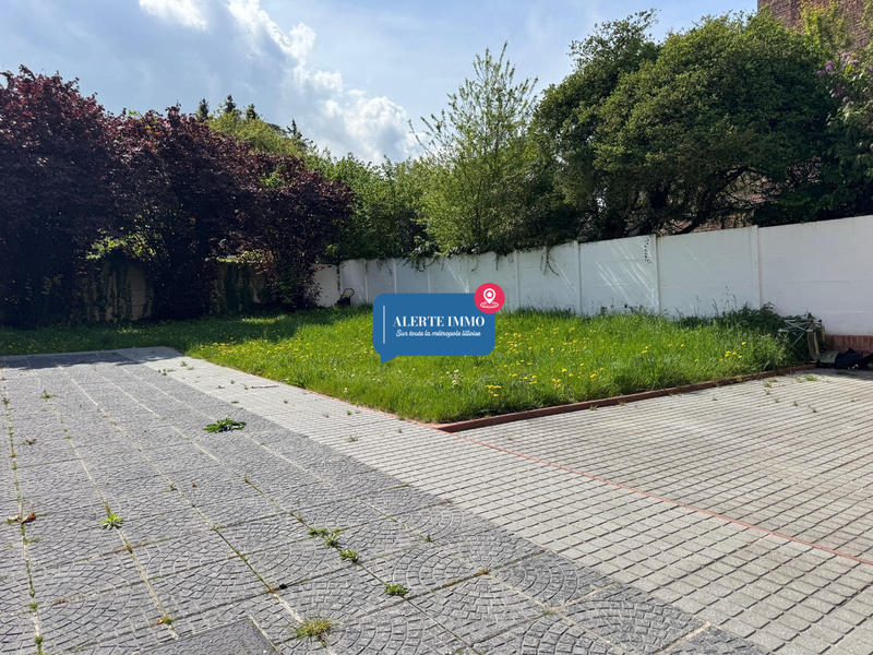 Maison - 203 m² - 5 pièces