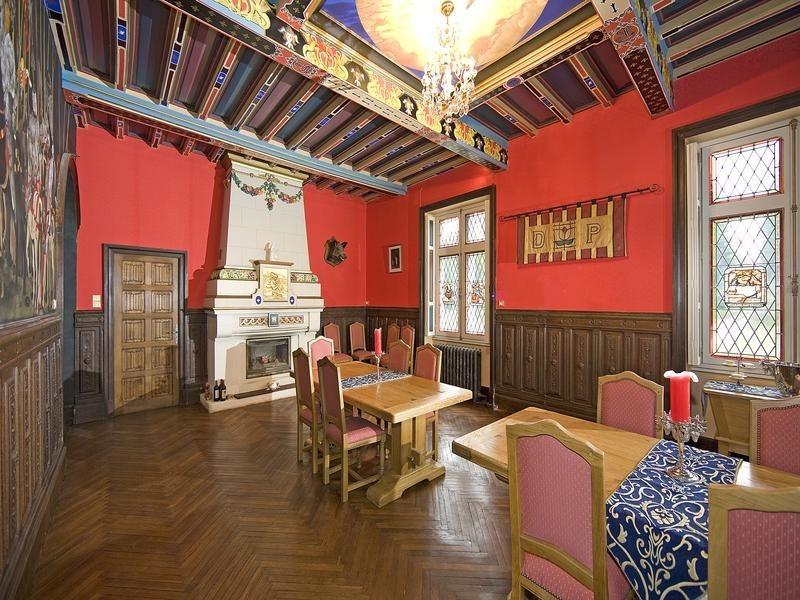 Manoir - 1 000 m² - 22 pièces