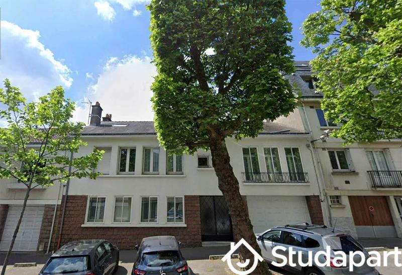 Chambre - 11 m² - 1 pièce