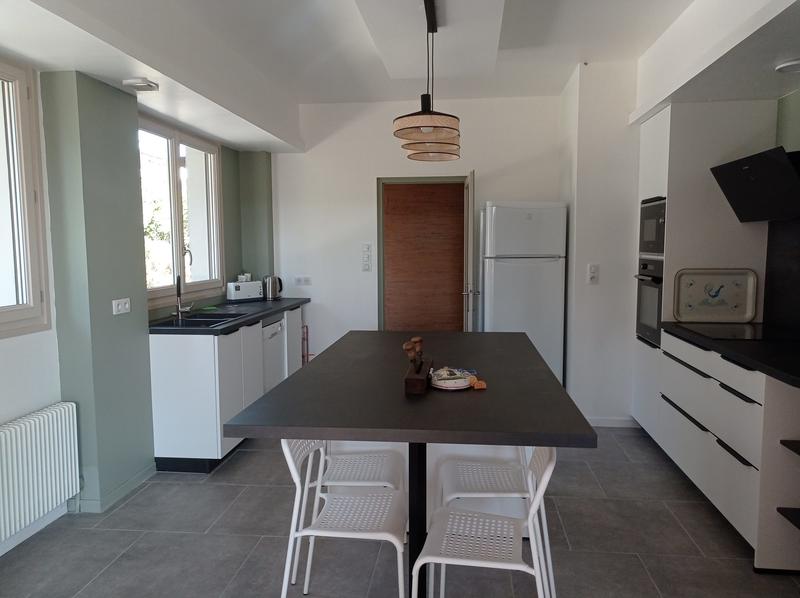 Maison traditionnelle - 228 m² - 7 pièces