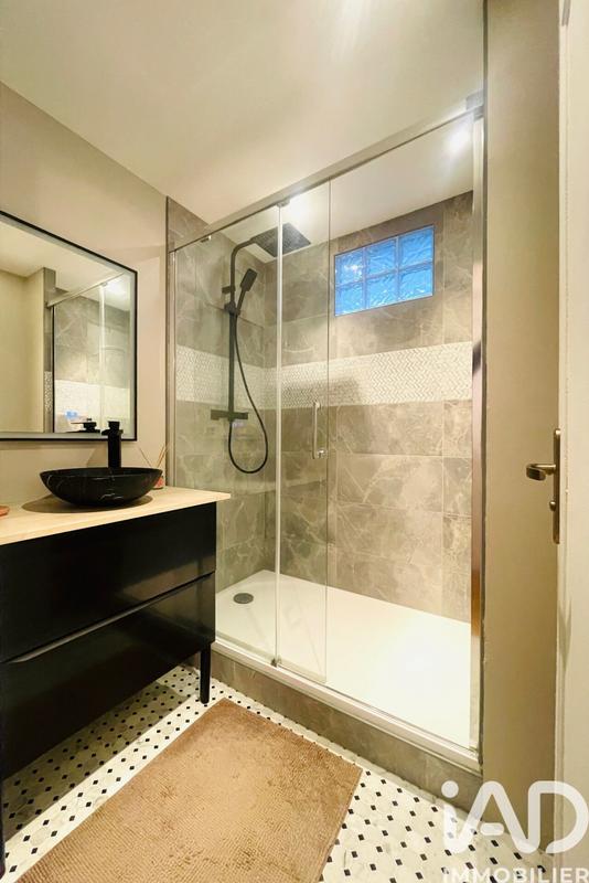 Appartement - 99 m² - 5 pièces