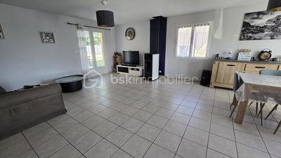 Maison - 100 m² - 4 pièces