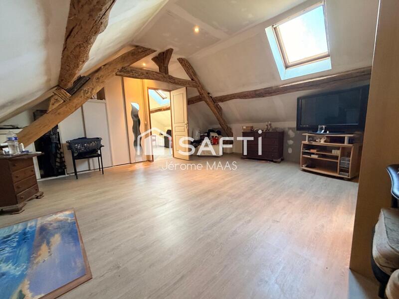 Maison - 185 m² - 6 pièces