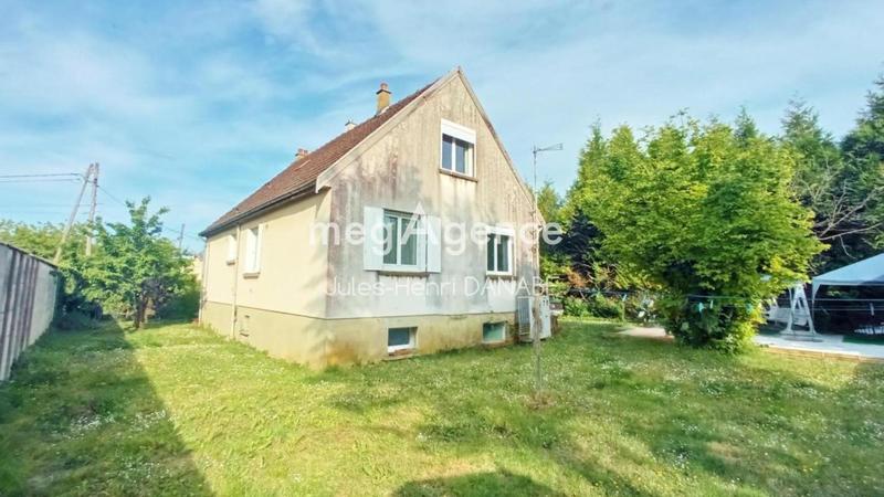 Maison - 121 m² - 6 pièces