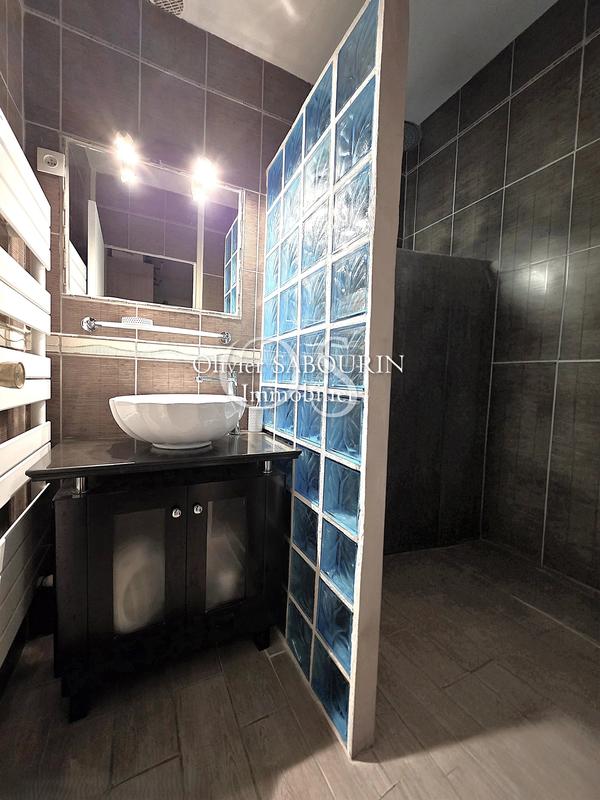 Villa - 206 m² - 8 pièces