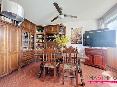 Appartement - 82 m² - 3 pièces