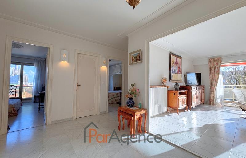 Appartement - 134 m² - 5 pièces