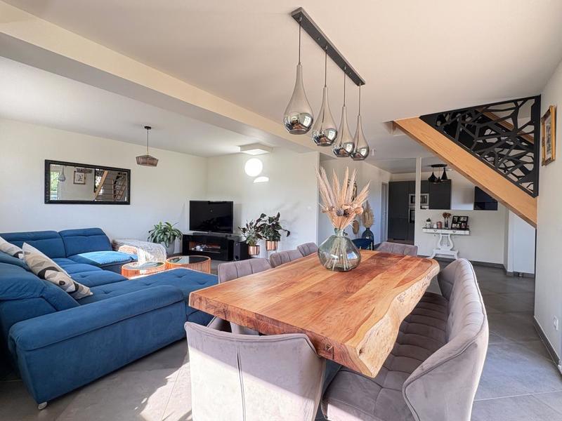 Maison - 135 m² - 5 pièces