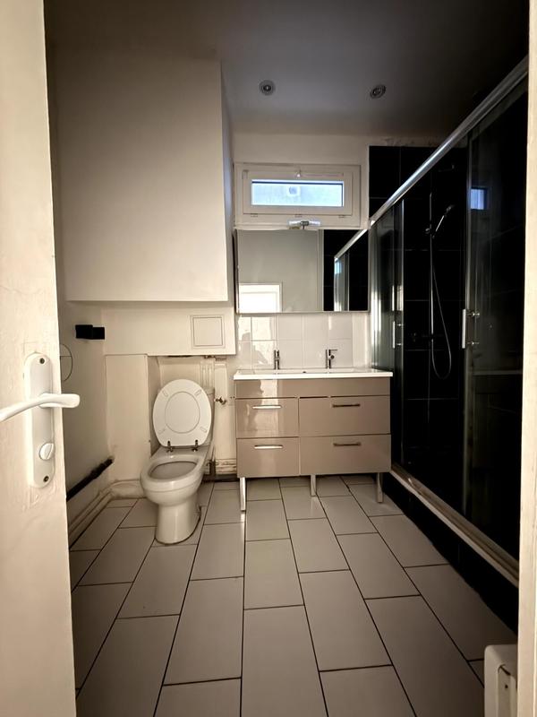 Appartement - 60 m² - 2 pièces