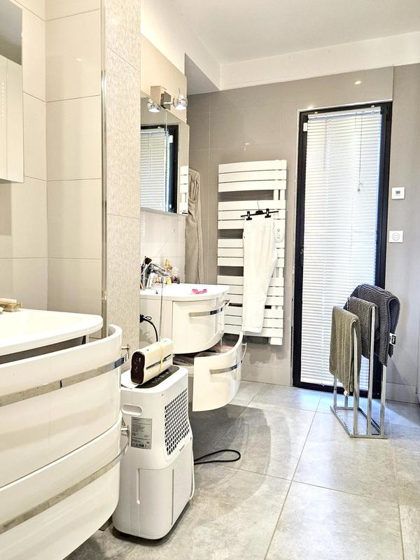 Maison - 187 m² - 7 pièces