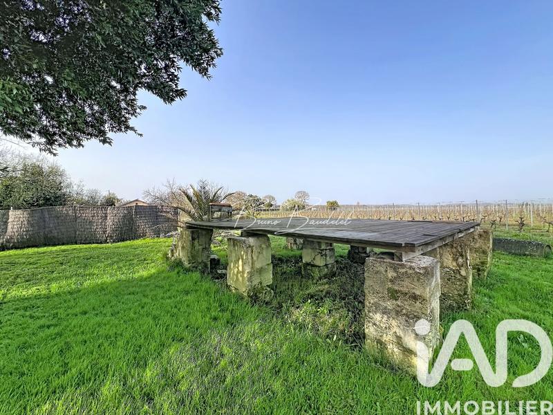 Maison - 361 m² - 10 pièces