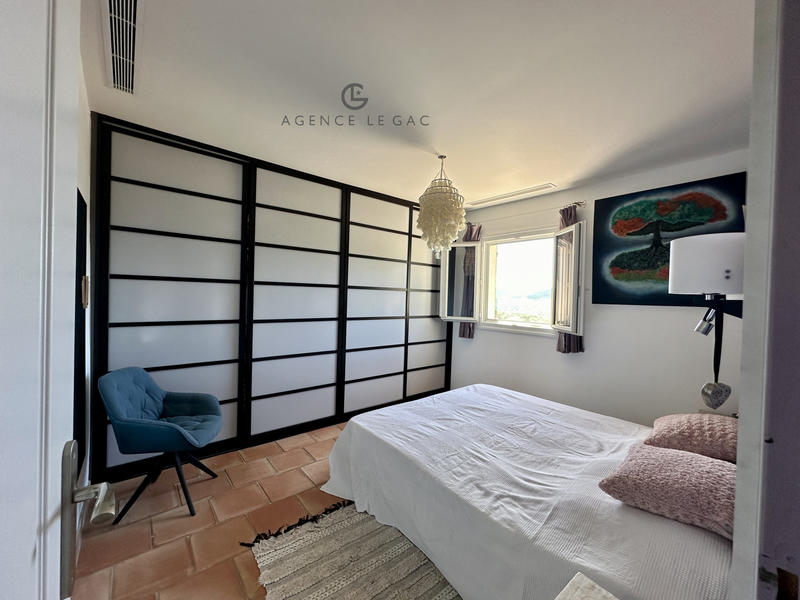 Villa - 155 m² - 6 pièces