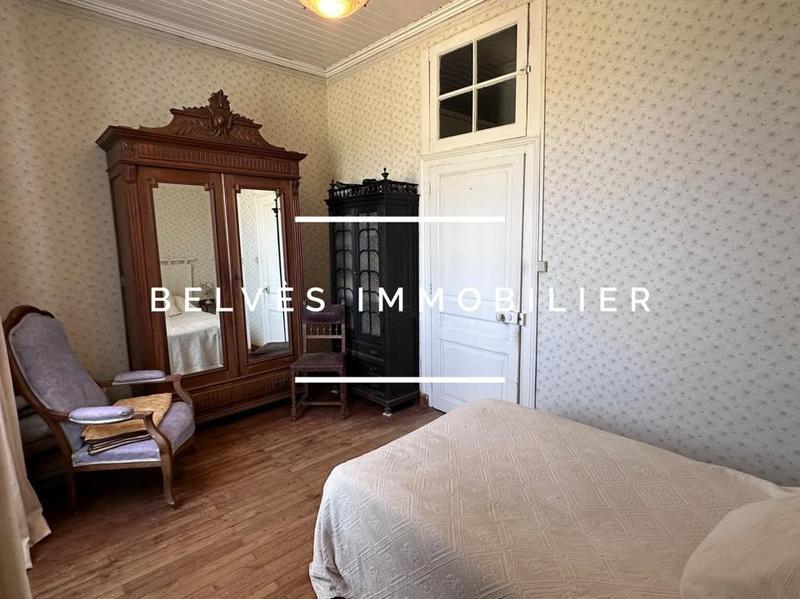 Maison - 200 m² - 5 pièces