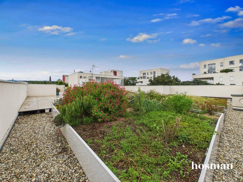 Appartement - 100 m² - 3 pièces