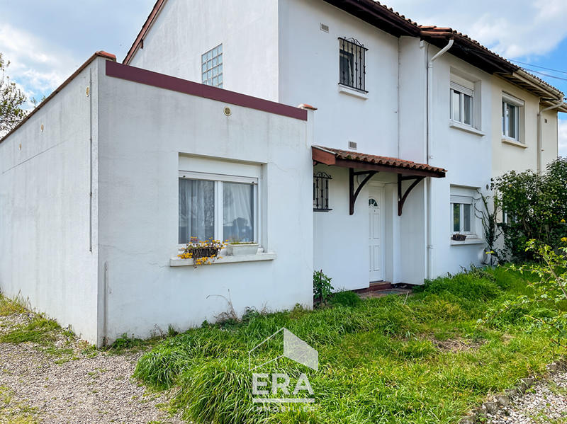 Maison - 92 m² - 5 pièces