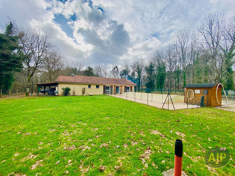 Maison - 140 m² - 4 pièces