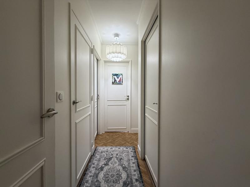 Appartement - 94 m² - 5 pièces