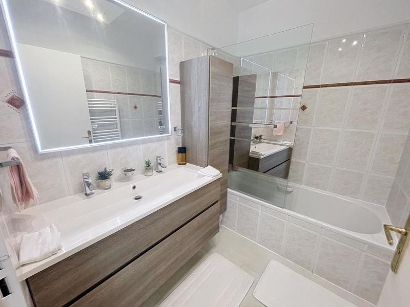 Appartement - 85 m² - 4 pièces