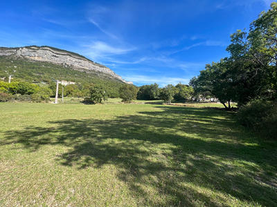 Terrain - 1 500 m²
