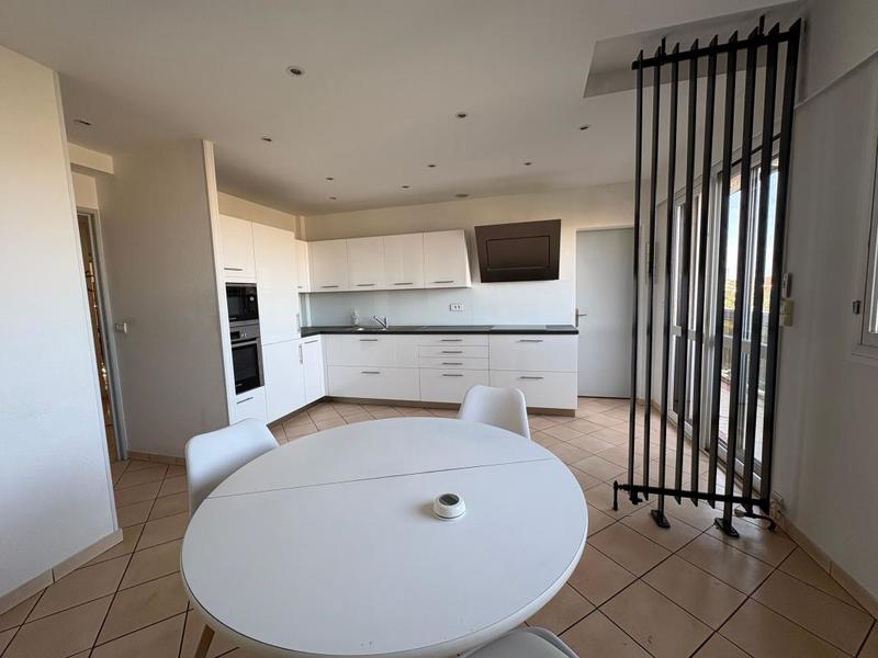 Appartement - 128 m² - 5 pièces